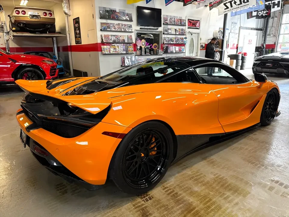 2019 McLaren 720S - Image 4 of 20