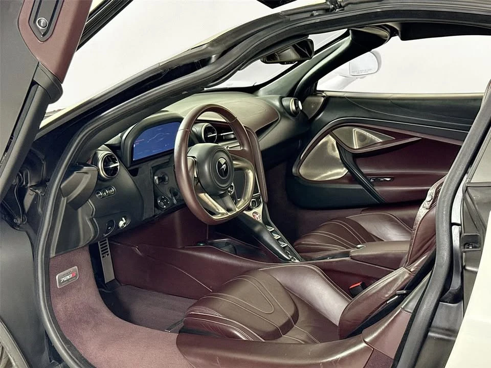 2019 McLaren 720S - Image 10 of 20