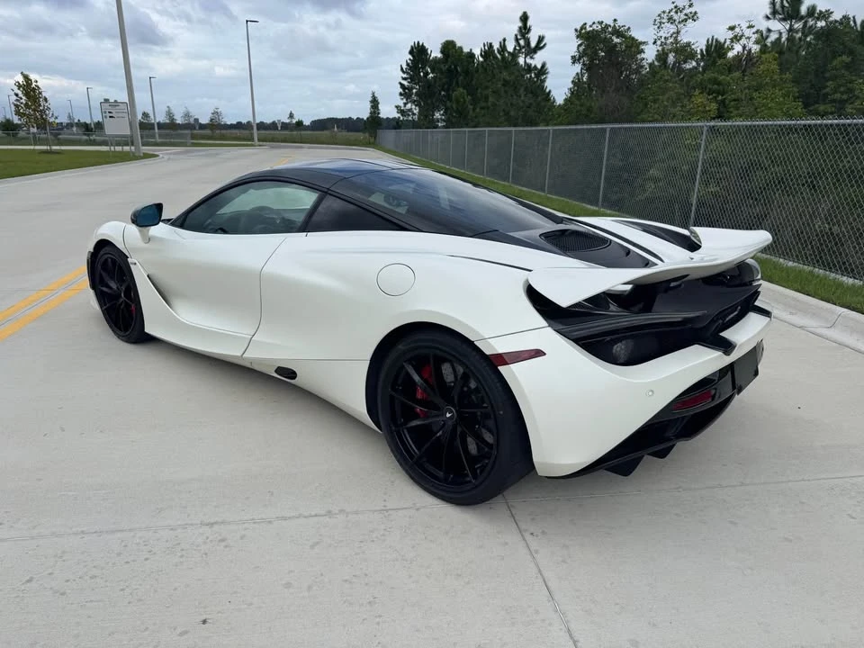 2019 McLaren 720S - Image 6 of 20