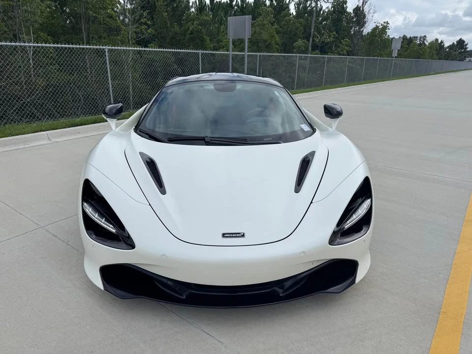 2019 McLaren 720S - Image 7 of 20
