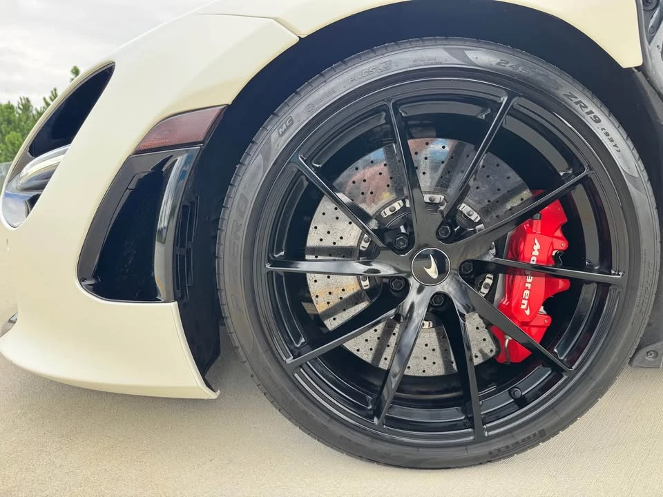 2019 McLaren 720S - Image 18 of 20