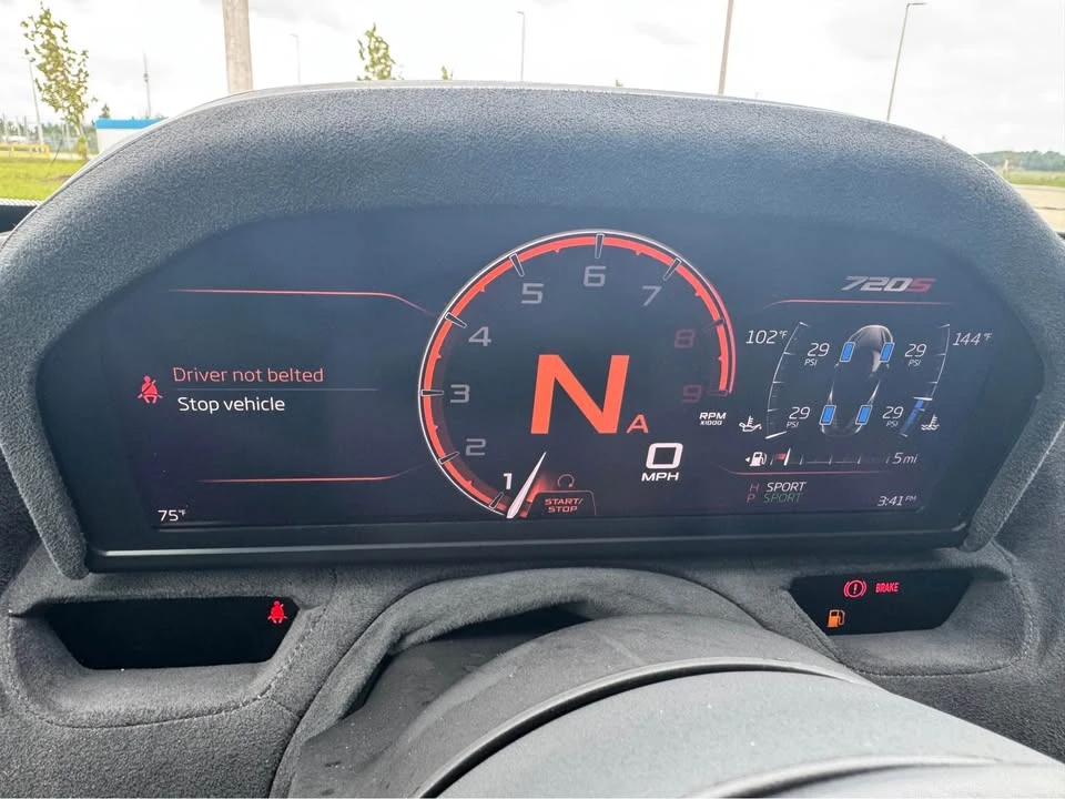 2019 McLaren 720S - Image 10 of 20