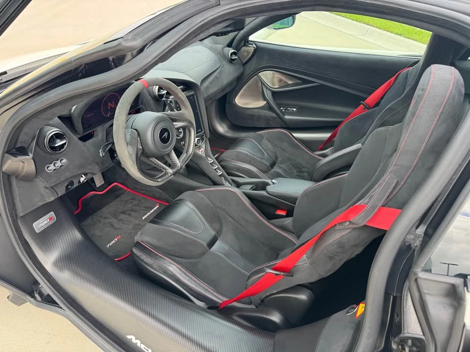 2019 McLaren 720S - Image 16 of 20