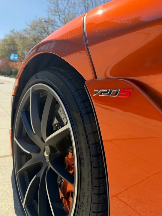2019 McLaren 720S - Image 10 of 18