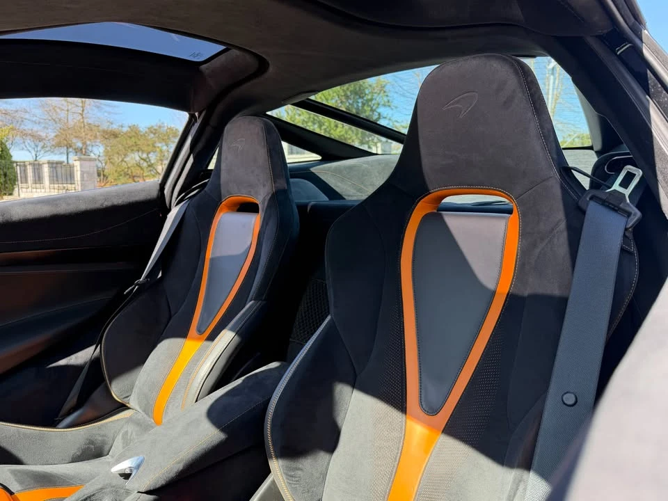 2019 McLaren 720S - Image 15 of 18