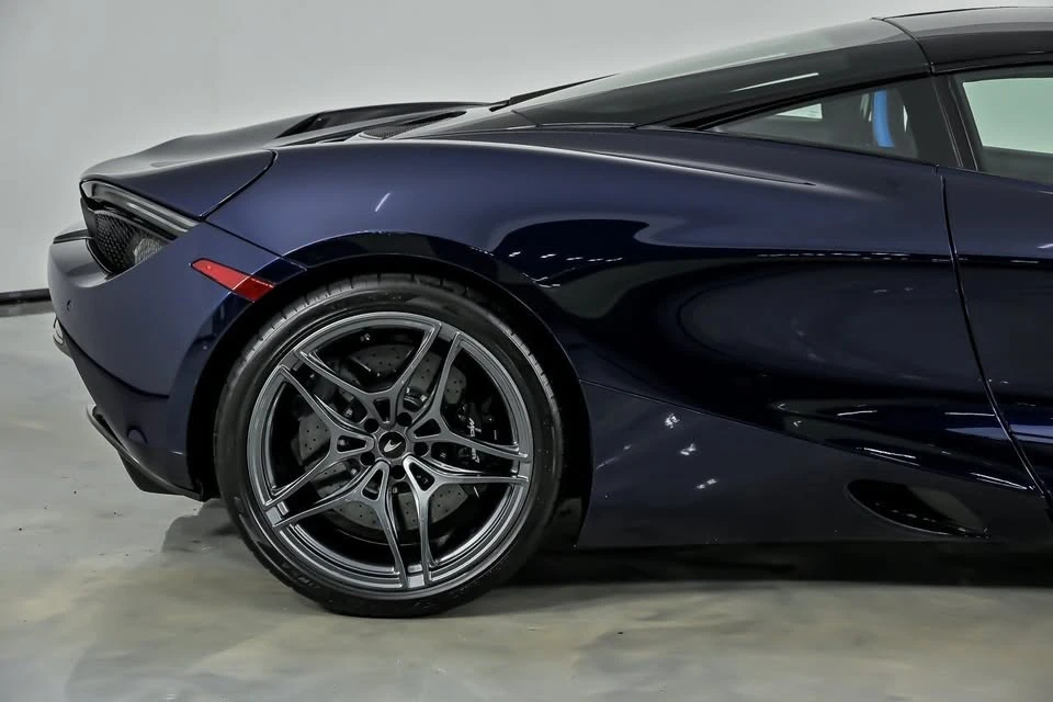 2019 McLaren 720S - Image 16 of 20