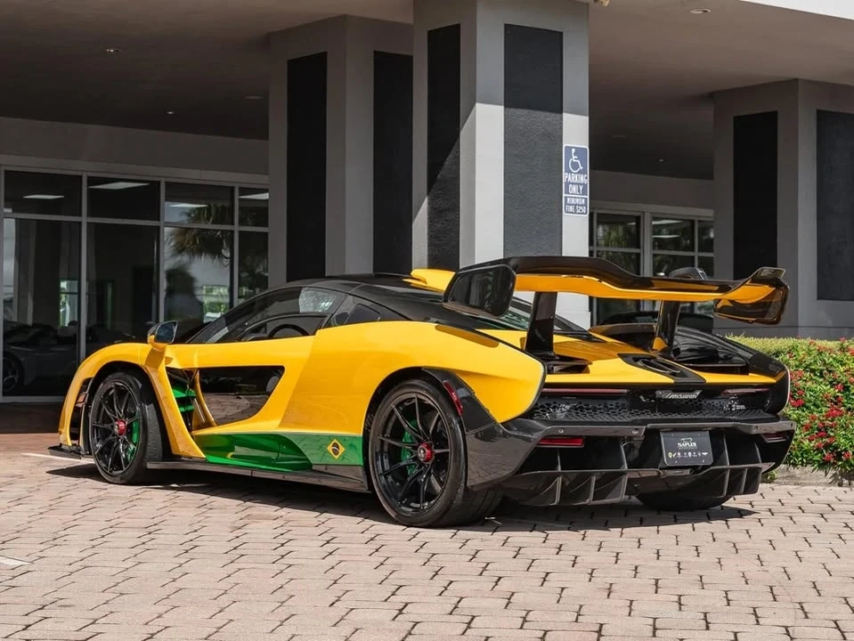 2019 McLaren Senna - Image 17 of 19