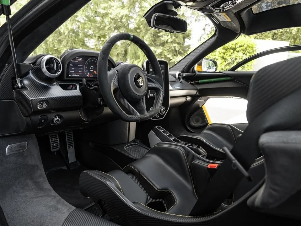 2019 McLaren Senna - Image 2 of 19