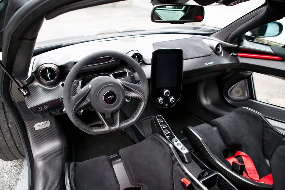 2019 McLaren Senna - Image 7 of 17
