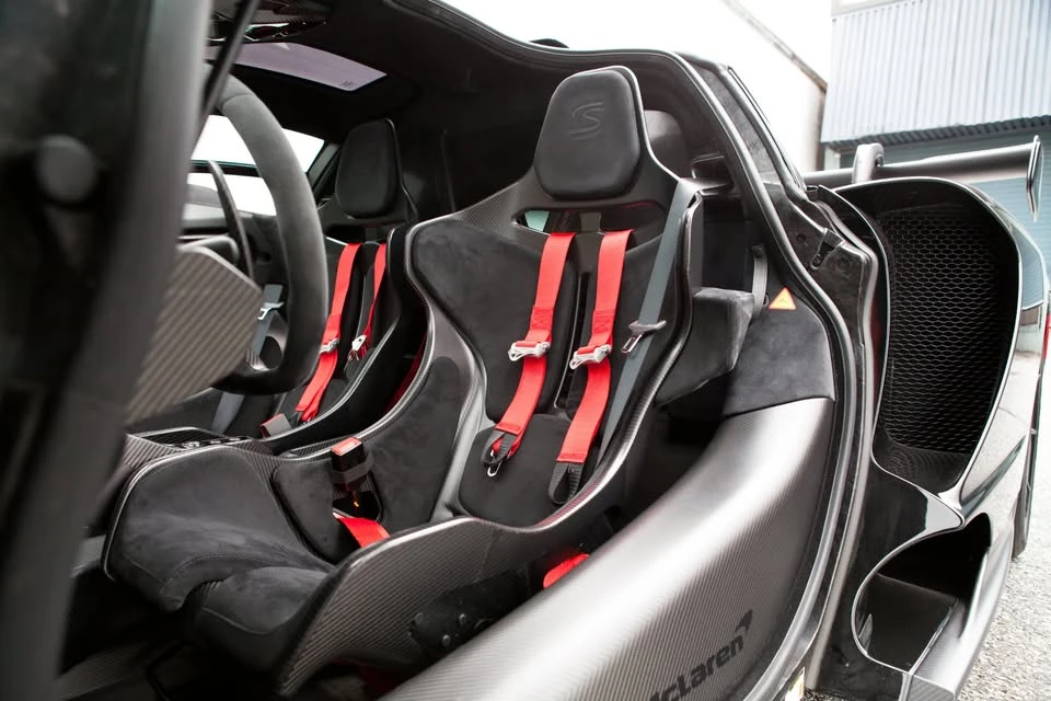 2019 McLaren Senna - Image 6 of 17