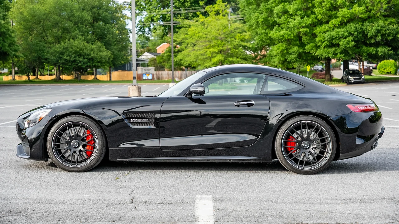 2019 Mercedes-Benz C190/R190 AMG GT C - Image 8 of 31