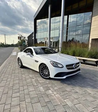 2019 Mercedes-Benz SLC 300 Roadster