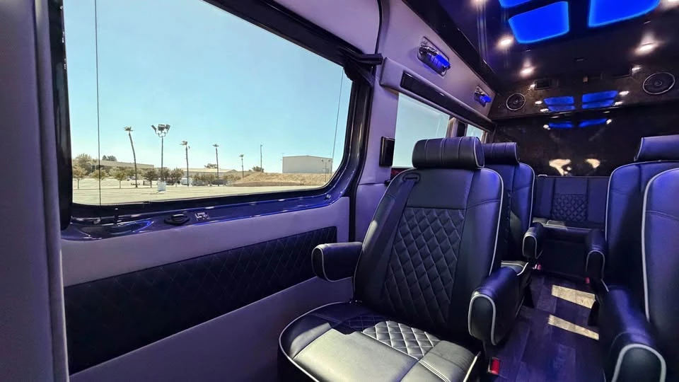 2019 Mercedes-Benz VS30 Sprinter - Image 8 of 14
