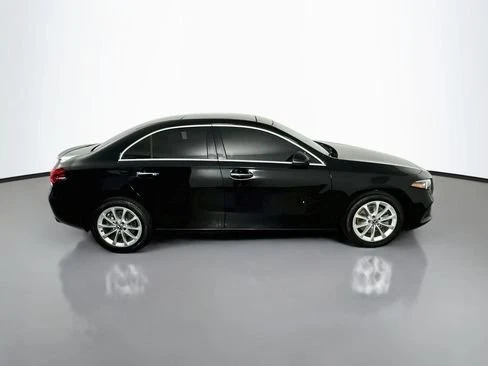 2019 Mercedes-Benz W177 A-Class - Image 7 of 19