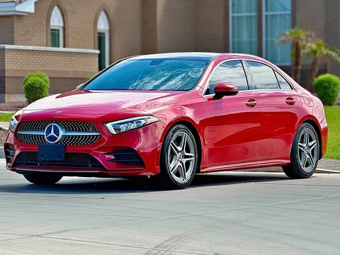 2019 Mercedes-Benz A-Class A 220 4MATIC Sedan 4D