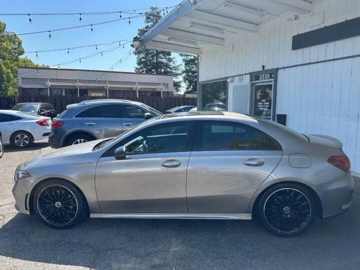 2019 Mercedes-Benz W177 A-Class - Image 4 of 8