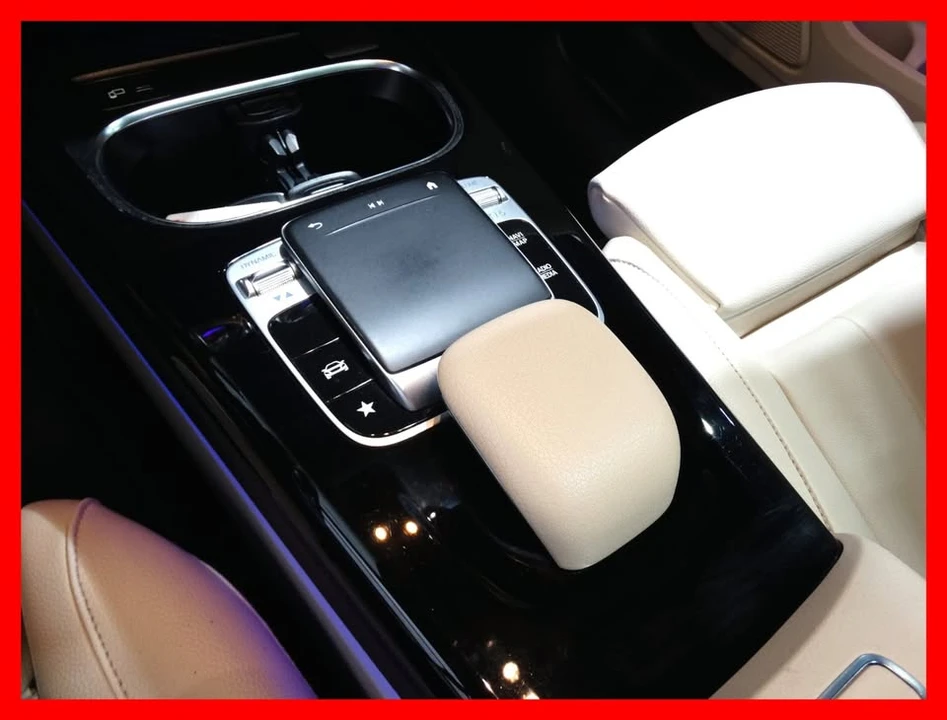 2019 Mercedes-Benz W177 A-Class - Image 16 of 18