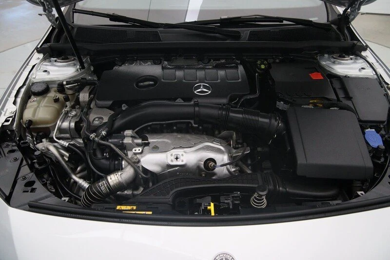 2019 Mercedes-Benz W177 A-Class - Image 16 of 19