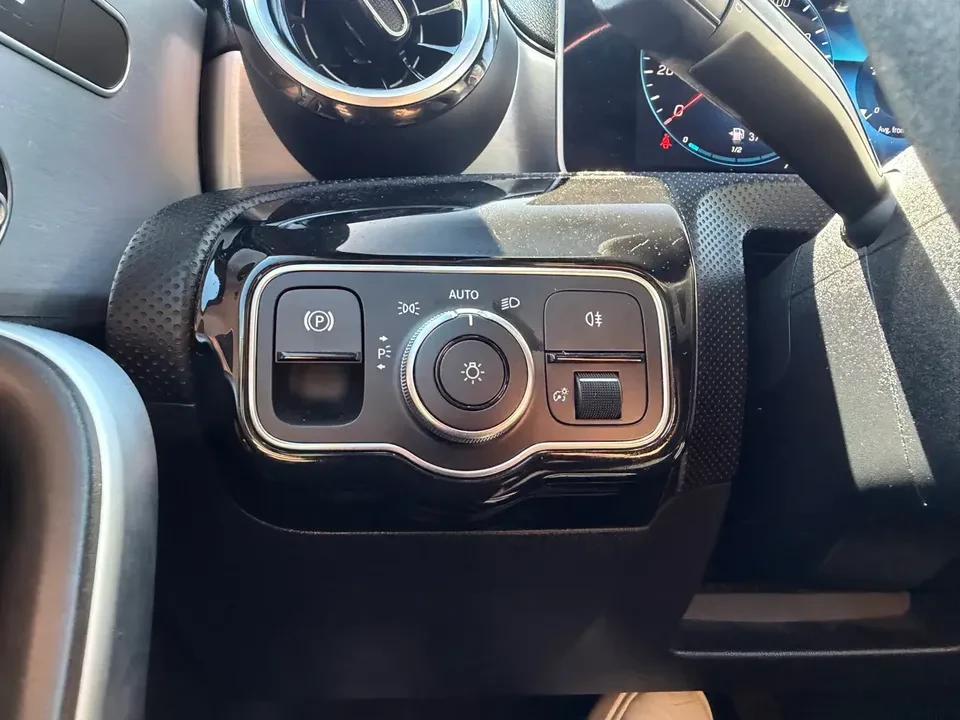 2019 Mercedes-Benz W177 A-Class - Image 13 of 14