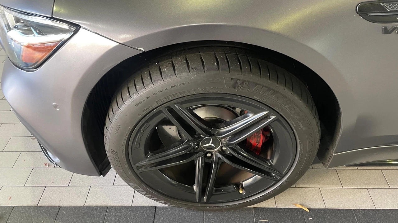 2019 Mercedes-Benz X290 AMG GT 63 & 63 S - Image 7 of 14