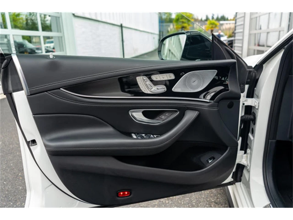 2019 Mercedes-Benz AMG GT - Image 9 of 12