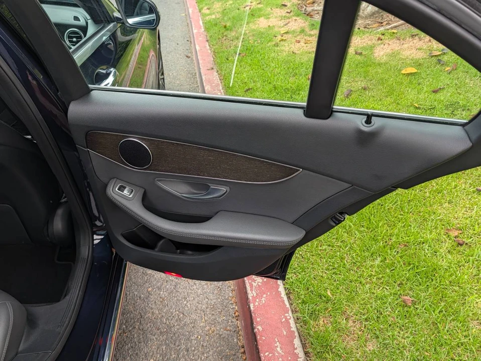 2019 Mercedes-Benz W205 C-Class - Image 19 of 21
