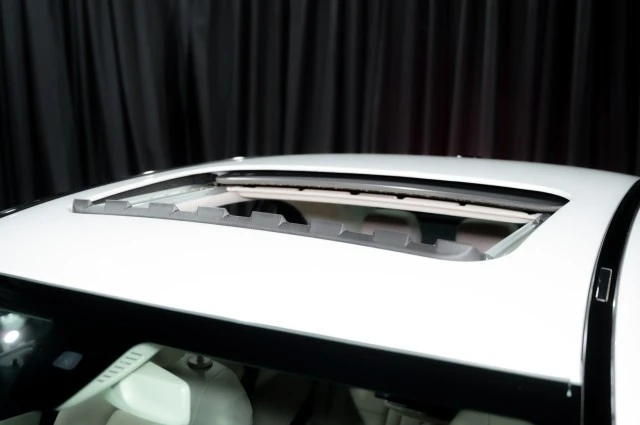 2019 Mercedes-Benz W205 C-Class - Image 9 of 12