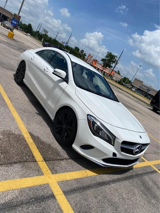 2019 Mercedes-Benz CLA - Image 2 of 10