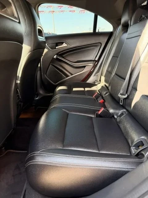 2019 Mercedes-Benz CLA - Image 17 of 19