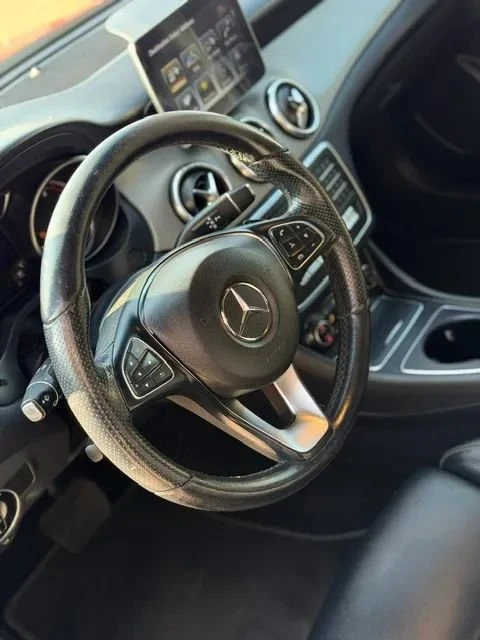 2019 Mercedes-Benz CLA - Image 11 of 19