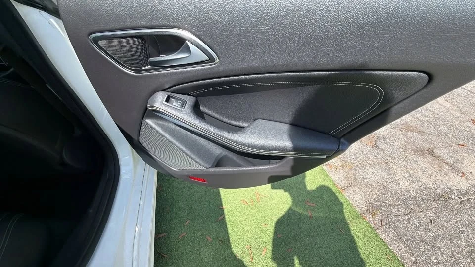 2019 Mercedes-Benz CLA - Image 19 of 20
