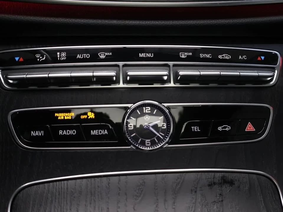 2019 Mercedes-Benz W213 E-Class - Image 17 of 18