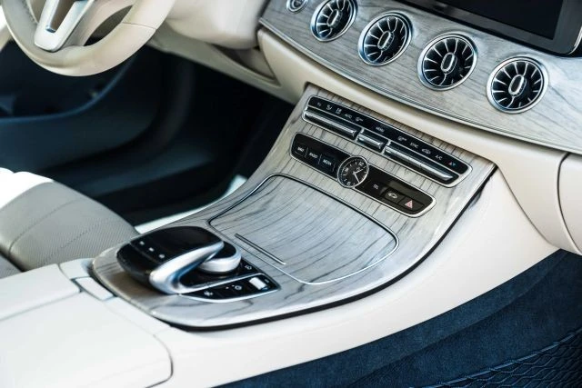2019 Mercedes-Benz W213 E-Class - Image 18 of 21