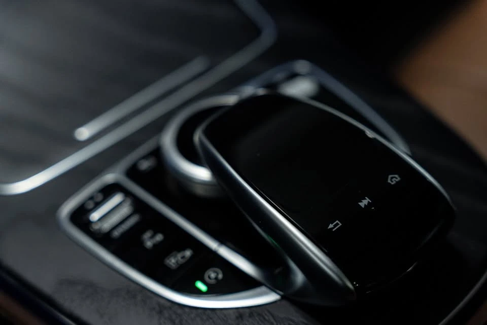 2019 Mercedes-Benz W213 E-Class - Image 17 of 20