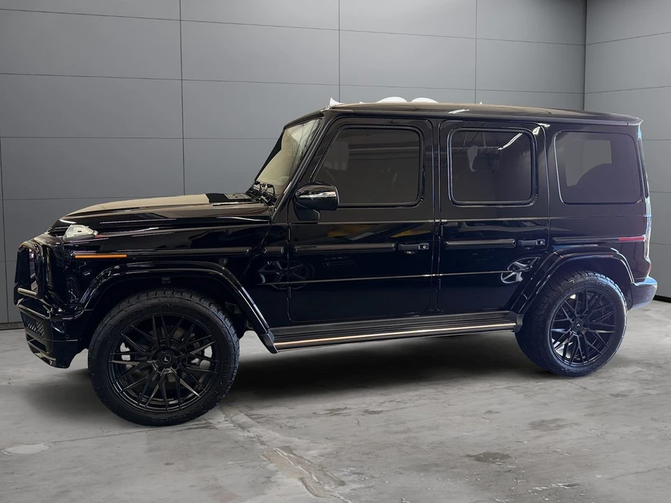 2019 Mercedes-Benz - Image 2 of 17