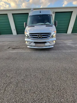 2019 Mercedes-Benz Interstate Grand Tour