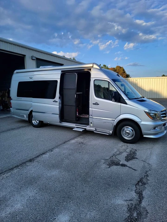 2019 Mercedes-Benz VS30 Sprinter - Image 3 of 16