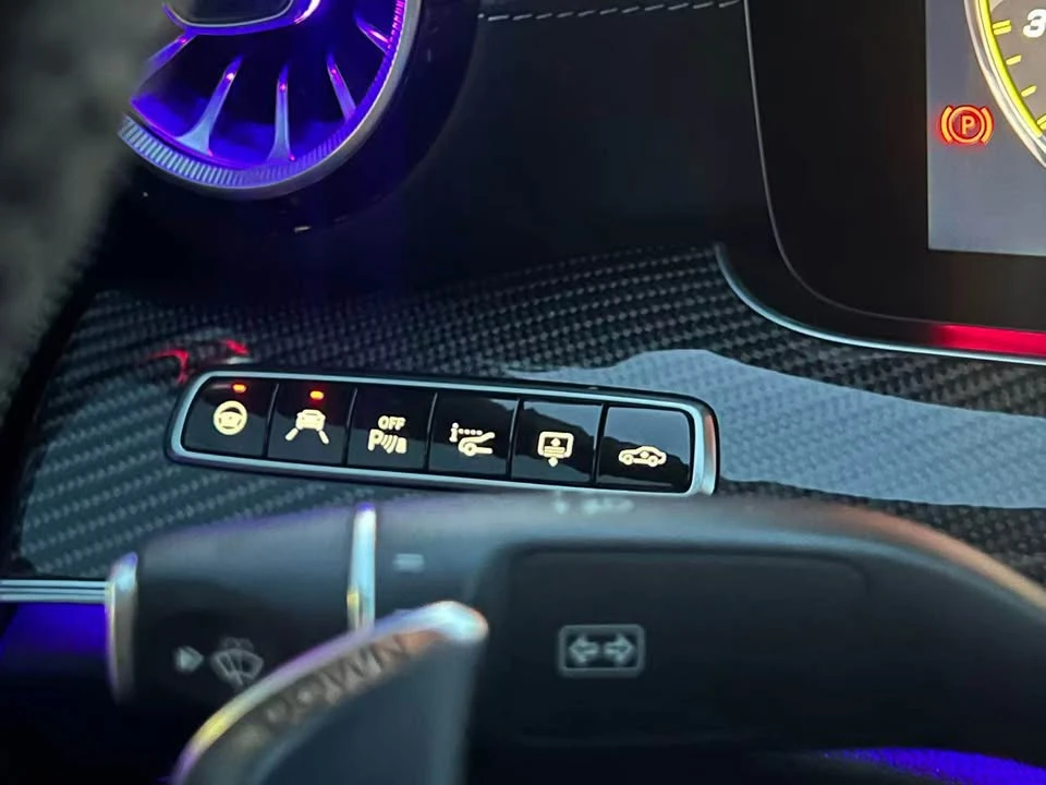 2019 Mercedes-Benz E-Class - Image 11 of 12