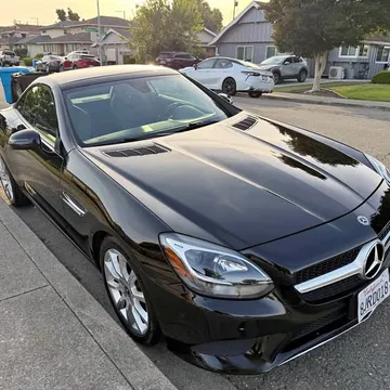 2019 Mercedes-Benz SLC300