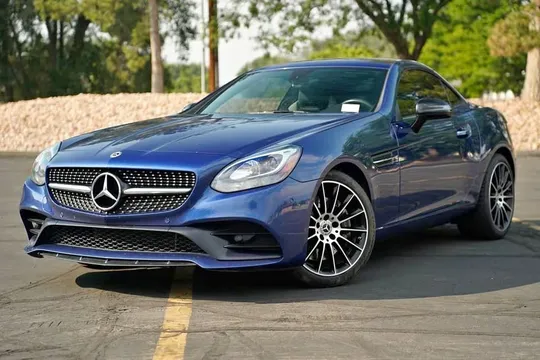 2019 Mercedes-Benz SLC 300 AMG Line