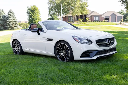 2019 Mercedes-Benz SLC300