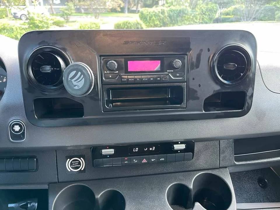 2019 Mercedes-Benz VS30 Sprinter - Image 12 of 14