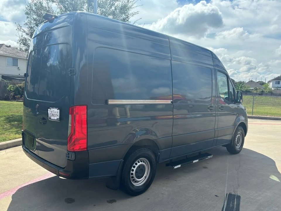 2019 Mercedes-Benz VS30 Sprinter - Image 7 of 12