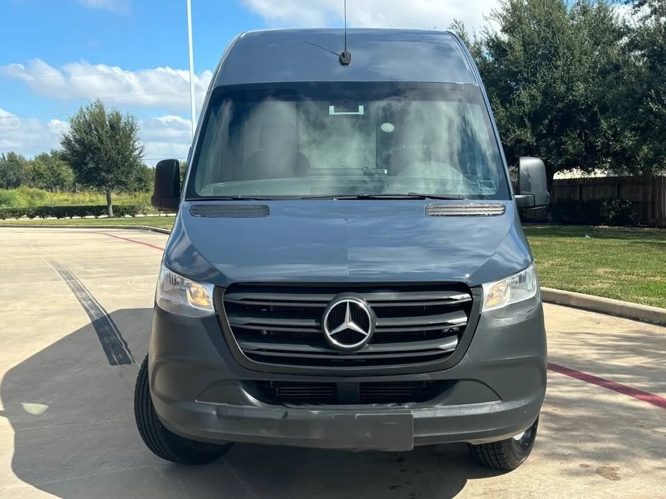 2019 Mercedes-Benz VS30 Sprinter - Image 2 of 12