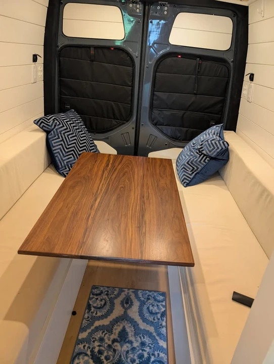 2019 Mercedes-Benz VS30 Sprinter - Image 6 of 9