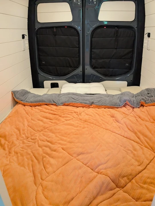 2019 Mercedes-Benz VS30 Sprinter - Image 9 of 9