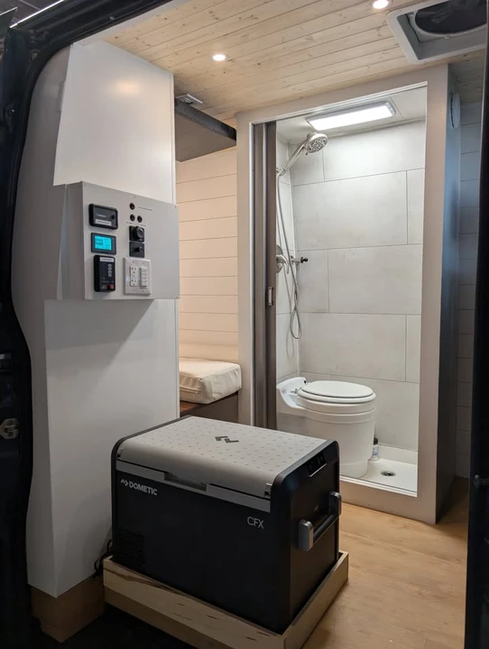 2019 Mercedes-Benz VS30 Sprinter - Image 3 of 9
