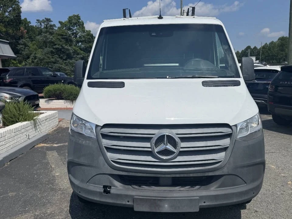2019 Mercedes-Benz VS30 Sprinter - Image 2 of 12