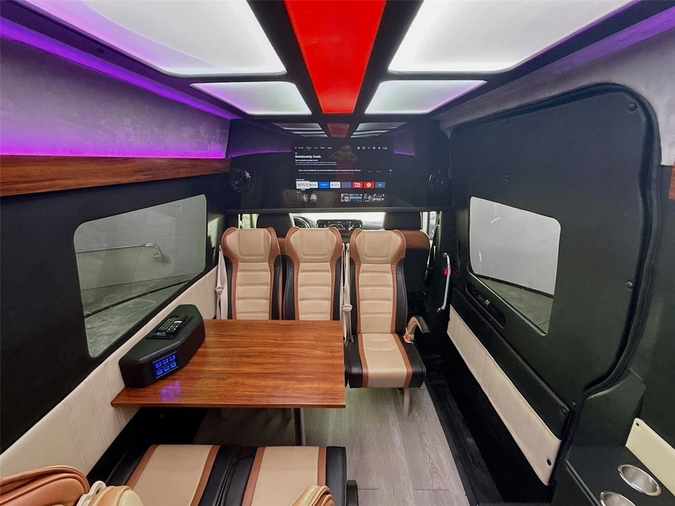 2019 Mercedes-Benz VS30 Sprinter - Image 7 of 11