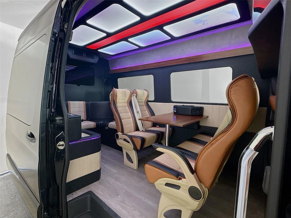2019 Mercedes-Benz VS30 Sprinter - Image 5 of 11